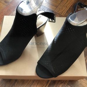 SOLD - Francesca’s Elaine black block heel sandals